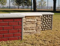 Walls in Red Brick, Travertine Rock and Stone